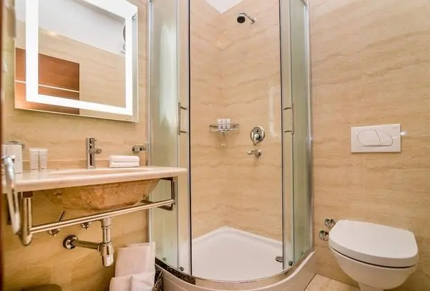 Tek Büyük Yataklı Oda, Deniz Manzaralı