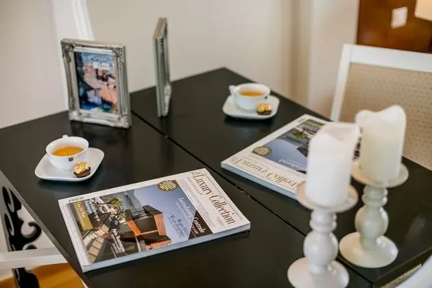 Tek Büyük Yataklı Oda, Kısmi Deniz Manzaralı