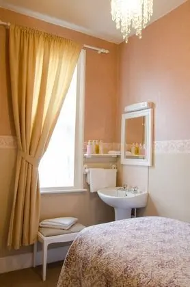 Comfort Tek Kişilik Oda, 1 Tek Kişilik Yatak, Ortak Banyo