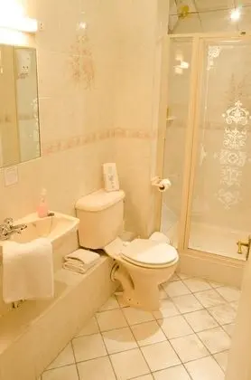 Comfort Tek Kişilik Oda, 1 Tek Kişilik Yatak, Ortak Banyo