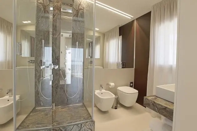 Panoramic Tek Büyük veya İki Ayrı Yataklı Oda, Balkon, Deniz Manzaralı
