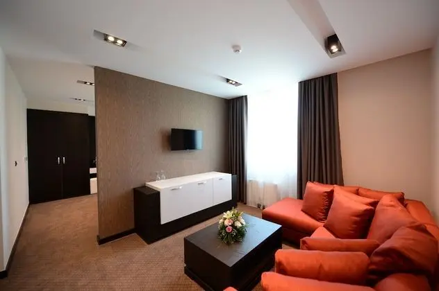Junior Apart Daire, 1 Büyük (Queen) Boy Yatak, Sigara İçilmez, Dağ Manzaralı