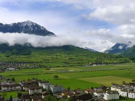 Ev