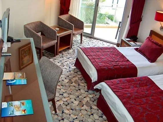 Standard Tek Büyük veya İki Ayrı Yataklı Oda, Balkon/Veranda, Deniz Manzaralı