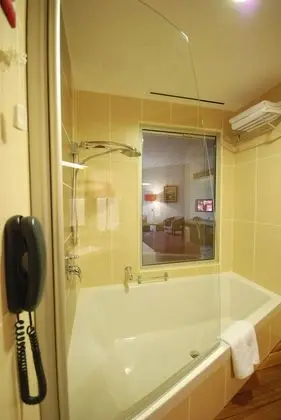 Standard Tek Büyük veya İki Ayrı Yataklı Oda, Balkon/Veranda, Deniz Manzaralı