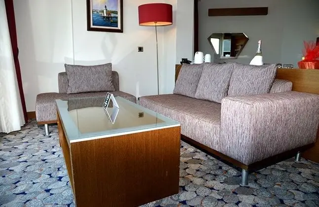 Suite, Deniz Manzaralı