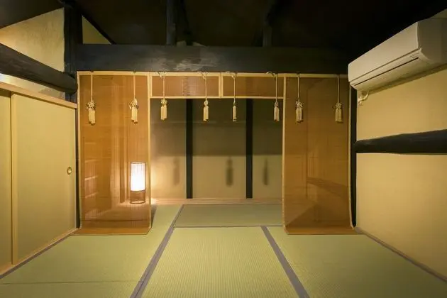 Traditional Ev (Ichi-no-tsubone)