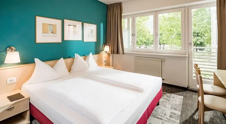 Classic Büyük Yataklı Tek Kişilik Oda