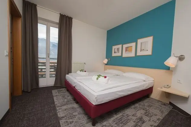 Classic Büyük Yataklı Tek Kişilik Oda