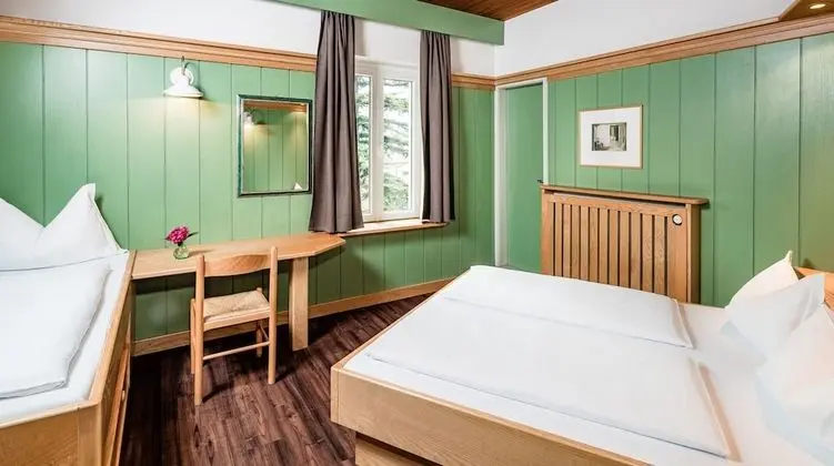 Standard Üç Kişilik Oda