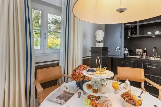 Çatı Katı Süiti (Penthouse)