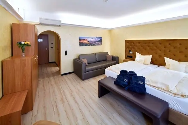 Comfort Tek Büyük Yataklı Oda