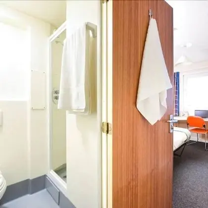 Tek Büyük Yataklı Oda (3/4 Size Small Double Bed)