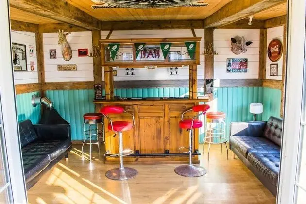 Traditional Ev, Engellilere Uygun, Özel Banyo (Entire House - Sleeps 14)