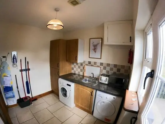 Traditional Ev, Engellilere Uygun, Özel Banyo (Entire House - Sleeps 14)