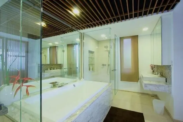 The Heights Luxury Ocean View B22