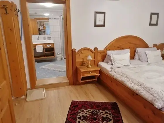 Economy Tek Büyük Yataklı Oda