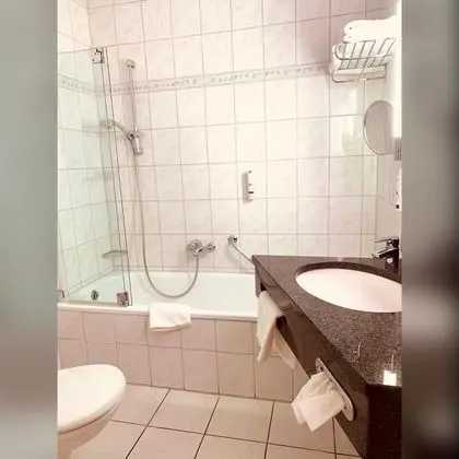 Comfort Tek Büyük Yataklı Oda