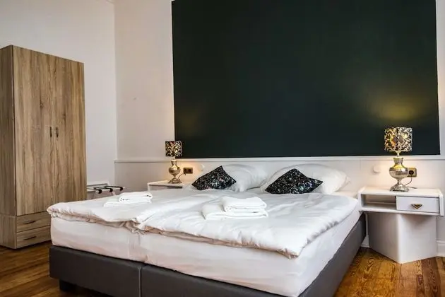 Comfort Tek Büyük Yataklı Oda