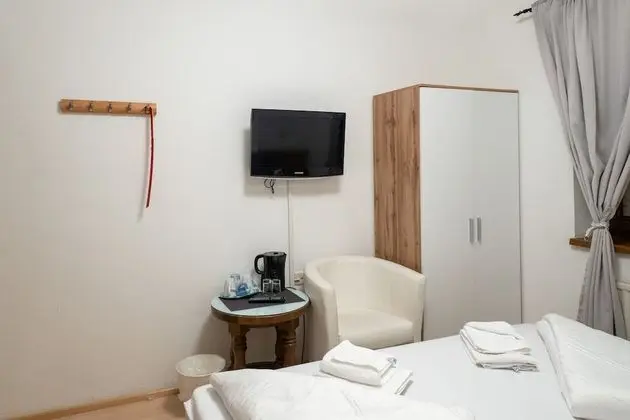 Basic Tek Büyük Yataklı Oda, Banyolu/Duşlu (Hangseite Blick)
