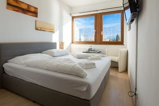 Deluxe Tek Büyük Yataklı Oda, Banyolu/Duşlu, Dağ Manzaralı