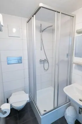 Deluxe Tek Büyük Yataklı Oda, Banyolu/Duşlu, Dağ Manzaralı