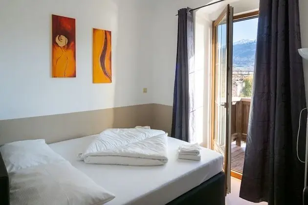 Superior Tek Büyük Yataklı Oda, Banyolu/Duşlu, Dağ Manzaralı (und Balkon)