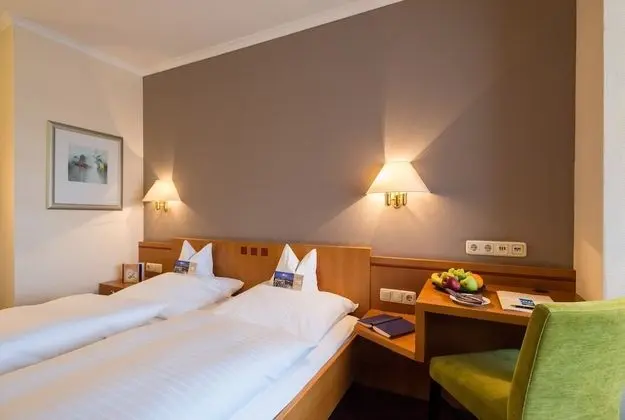 Economy Tek Büyük Yataklı Oda