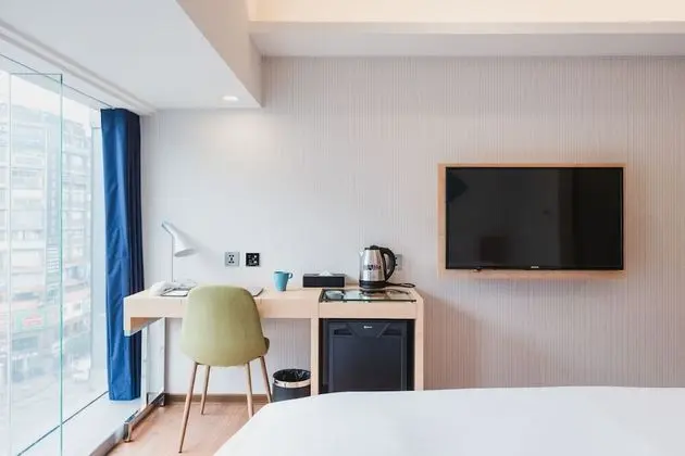 Business Tek Büyük veya İki Ayrı Yataklı Oda, Şehir Manzaralı
