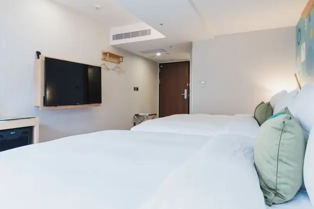Deluxe Dört Kişilik Oda, Şehir Manzaralı