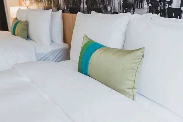 Deluxe Dört Kişilik Oda, Şehir Manzaralı