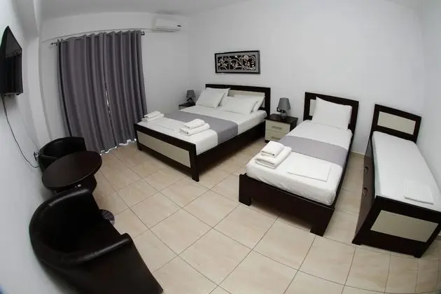 Dört Kişilik Oda, Balkon, Deniz Manzaralı