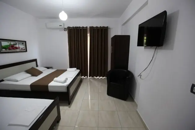 Dört Kişilik Oda, Balkon, Deniz Manzaralı