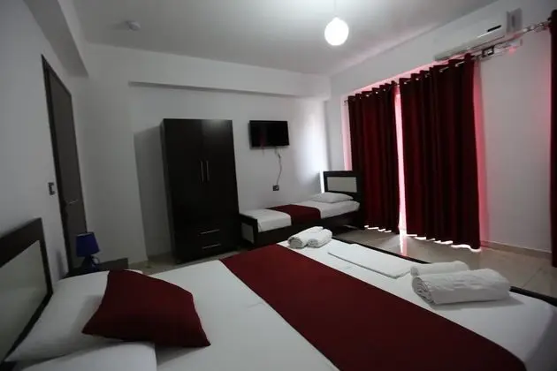 Üç Kişilik Oda, Balkon