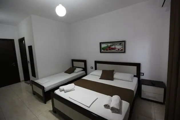 Üç Kişilik Oda, Balkon