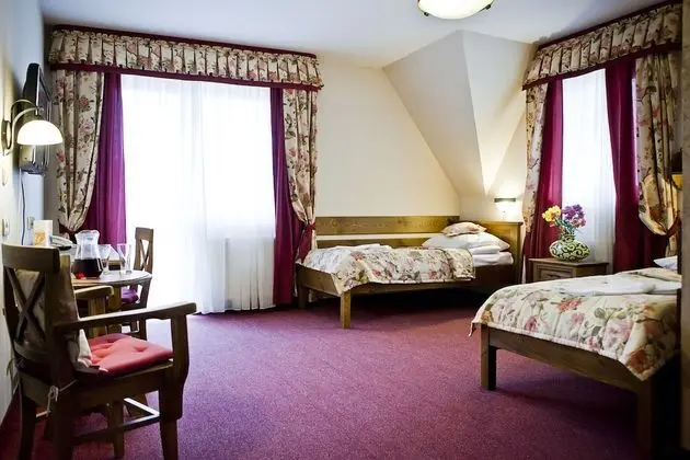 Tek Büyük veya İki Ayrı Yataklı Oda