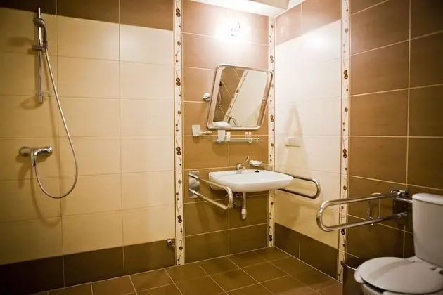 Tek Büyük veya İki Ayrı Yataklı Oda