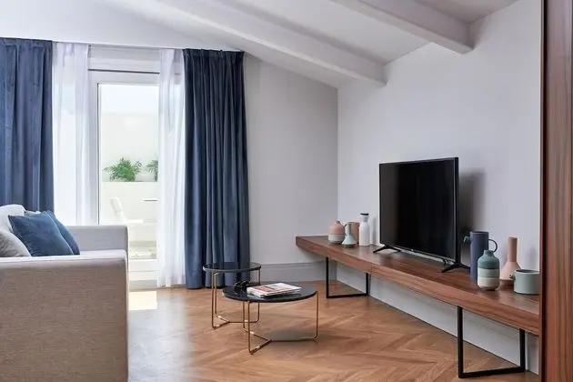 Çatı Katı Süiti (Penthouse), Teras