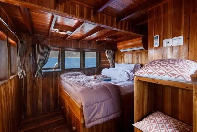 Kulübe (9-12 Pax)