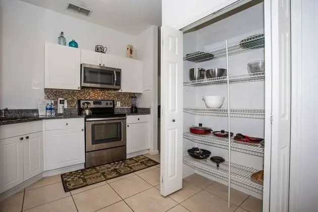 Ev (Villa Helena - Windsor Palms)