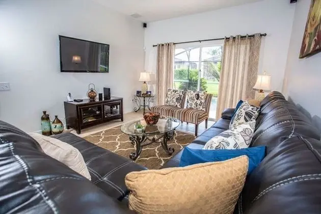 Ev (Villa Helena - Windsor Palms)