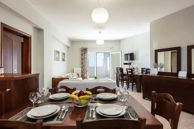 Apart Daire, 3 Yatak Odası, Havuz Manzaralı