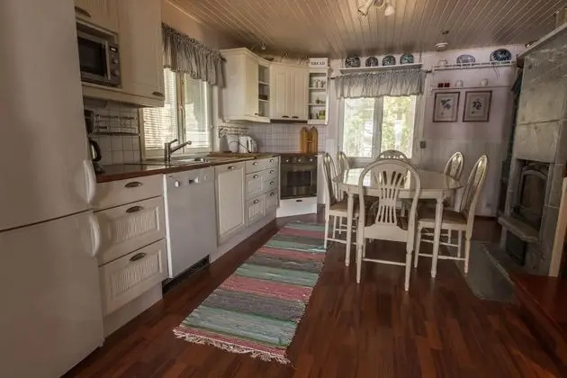 Traditional Kır Evi, 2 Yatak Odası, Deniz Manzaralı, Plaj Kenarı