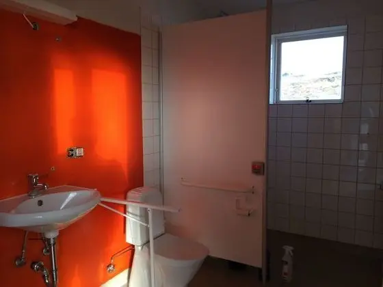 Tek Kişilik Oda, Ortak Banyo