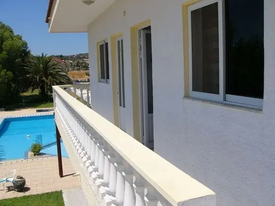 Üç Kişilik Oda, Bahçe Manzaralı, Zemin Kat (Terrace)