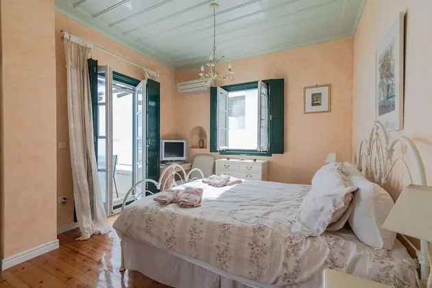 Villa, 6 Yatak Odası, Deniz Manzaralı