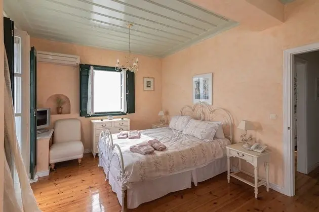 Villa, 6 Yatak Odası, Deniz Manzaralı