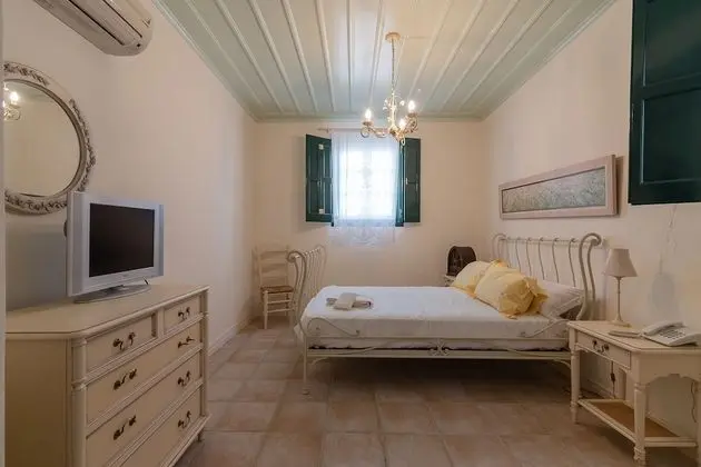 Villa, 6 Yatak Odası, Deniz Manzaralı