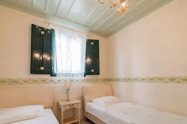 Villa, 6 Yatak Odası, Deniz Manzaralı