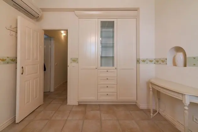 Villa, 6 Yatak Odası, Deniz Manzaralı